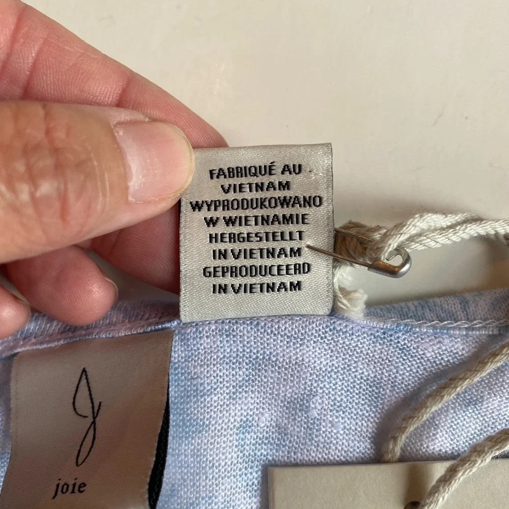 Joie 100% Linen Short Sleeve Blue and White Floral Top